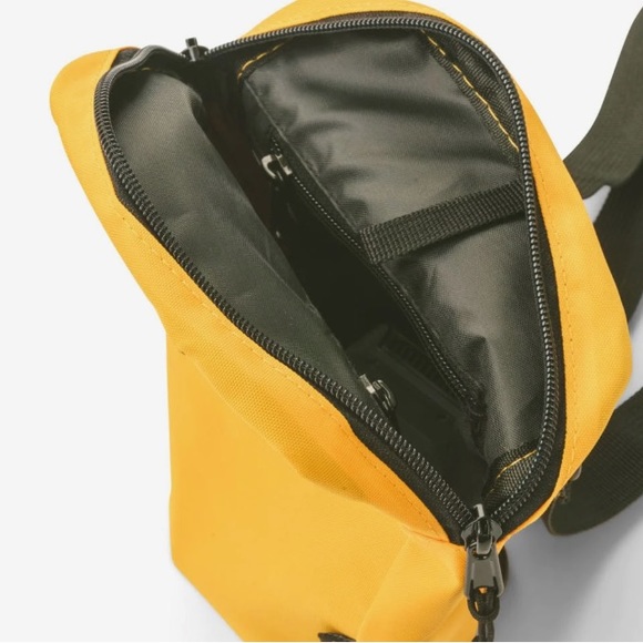 Marigold Crossbody - Picture 3 of 9